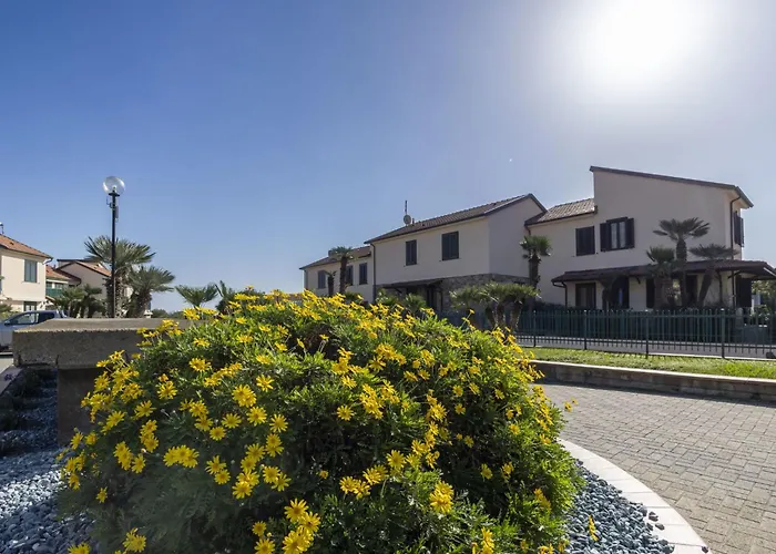 Le Margherita - Slr266 By Interhome * Costarainera