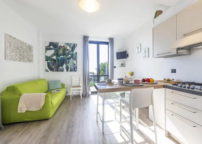 Le Margherita - Slr266 By Interhome * Costarainera