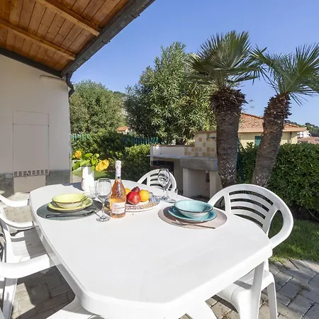 Le Margherita - Slr266 By Interhome Apartment Costarainera