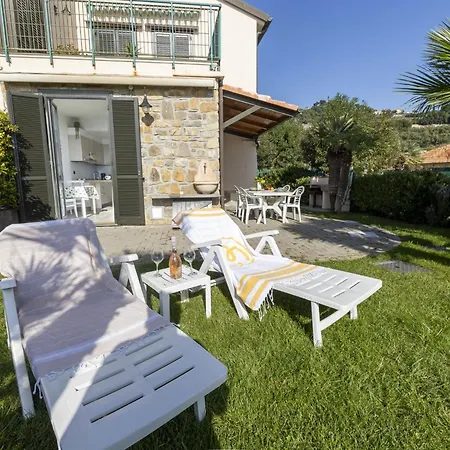 Le Margherita - Slr266 By Interhome * Costarainera
