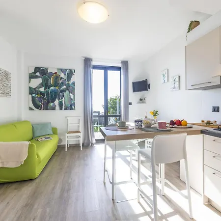 Le Margherita - Slr266 By Interhome * Costarainera